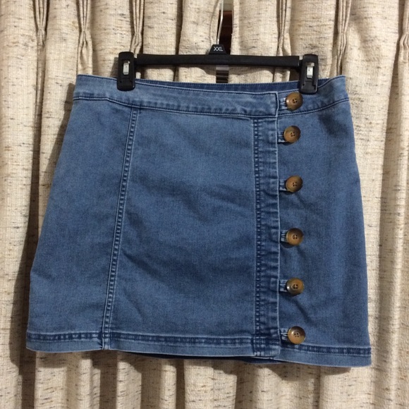 Free People Little Daisies Medium Wash Denim Button-Front Mini Skirt - Picture 1 of 4